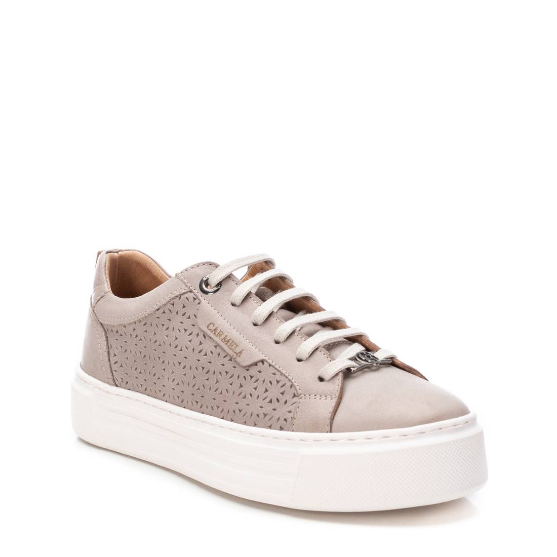 Carmela 16055803 baskets cuir blanc ajouré