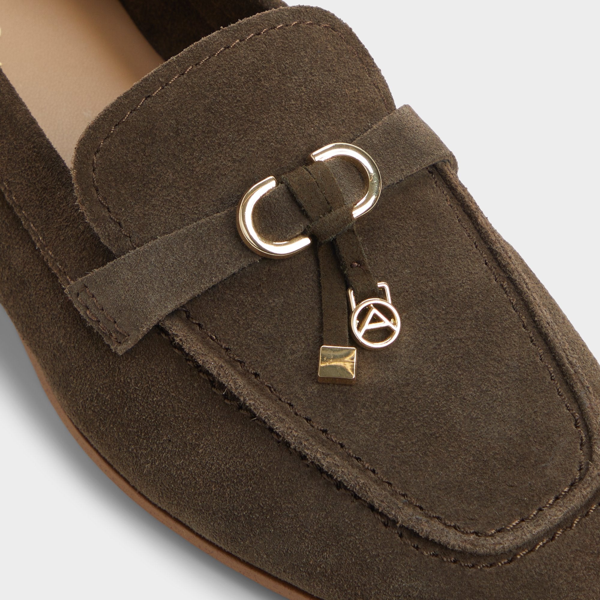 ALDO Ybilide mocassins olive boucle dorée