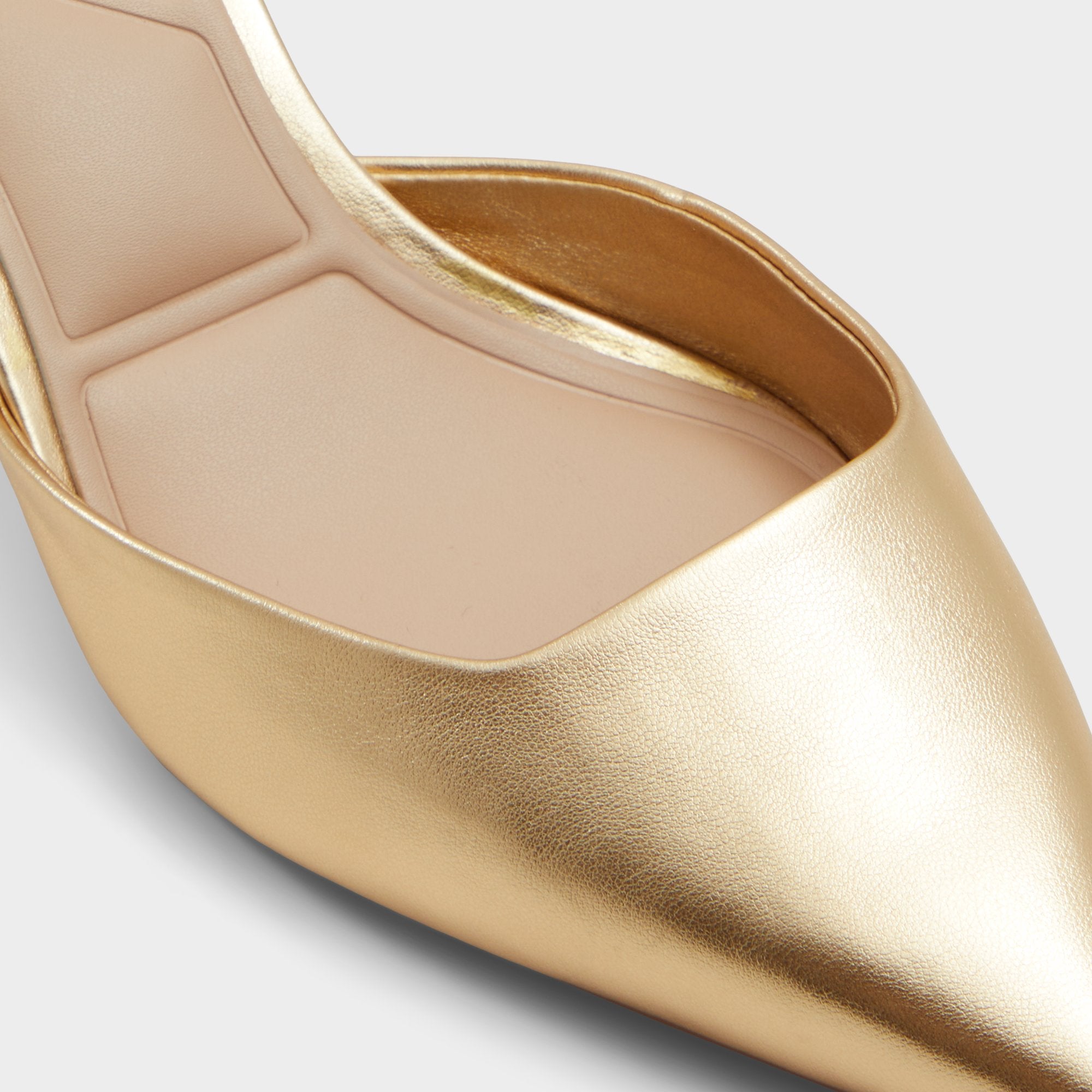 ALDO Gavedessi escarpins nude slingback petit talon