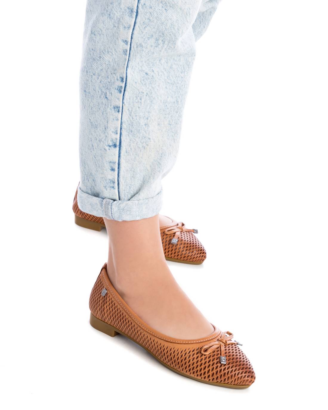 Carmela 16076101 ballerines cuir marron nœud