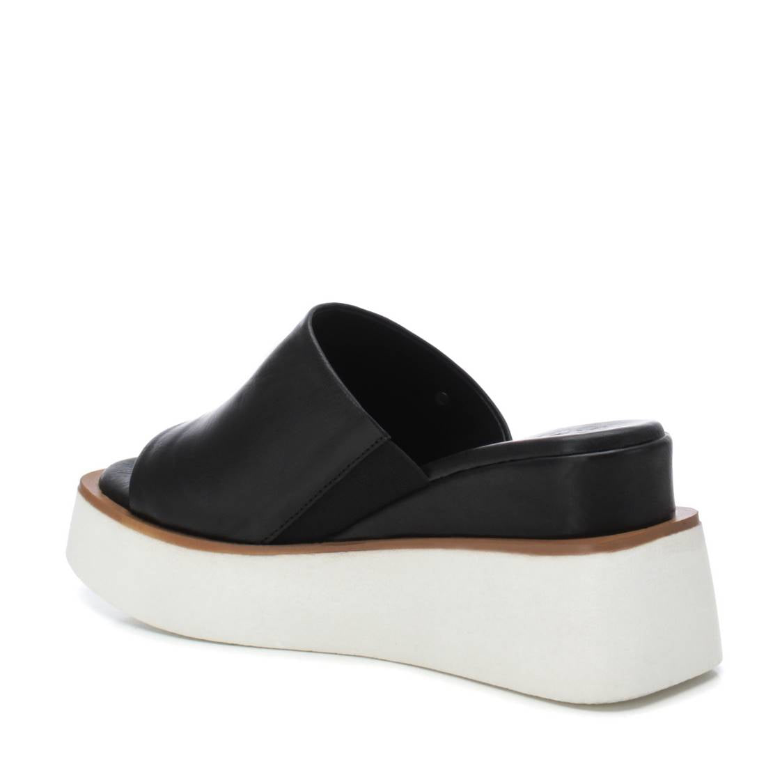 Carmela 16078803 sandale femme noir cuir compensée
