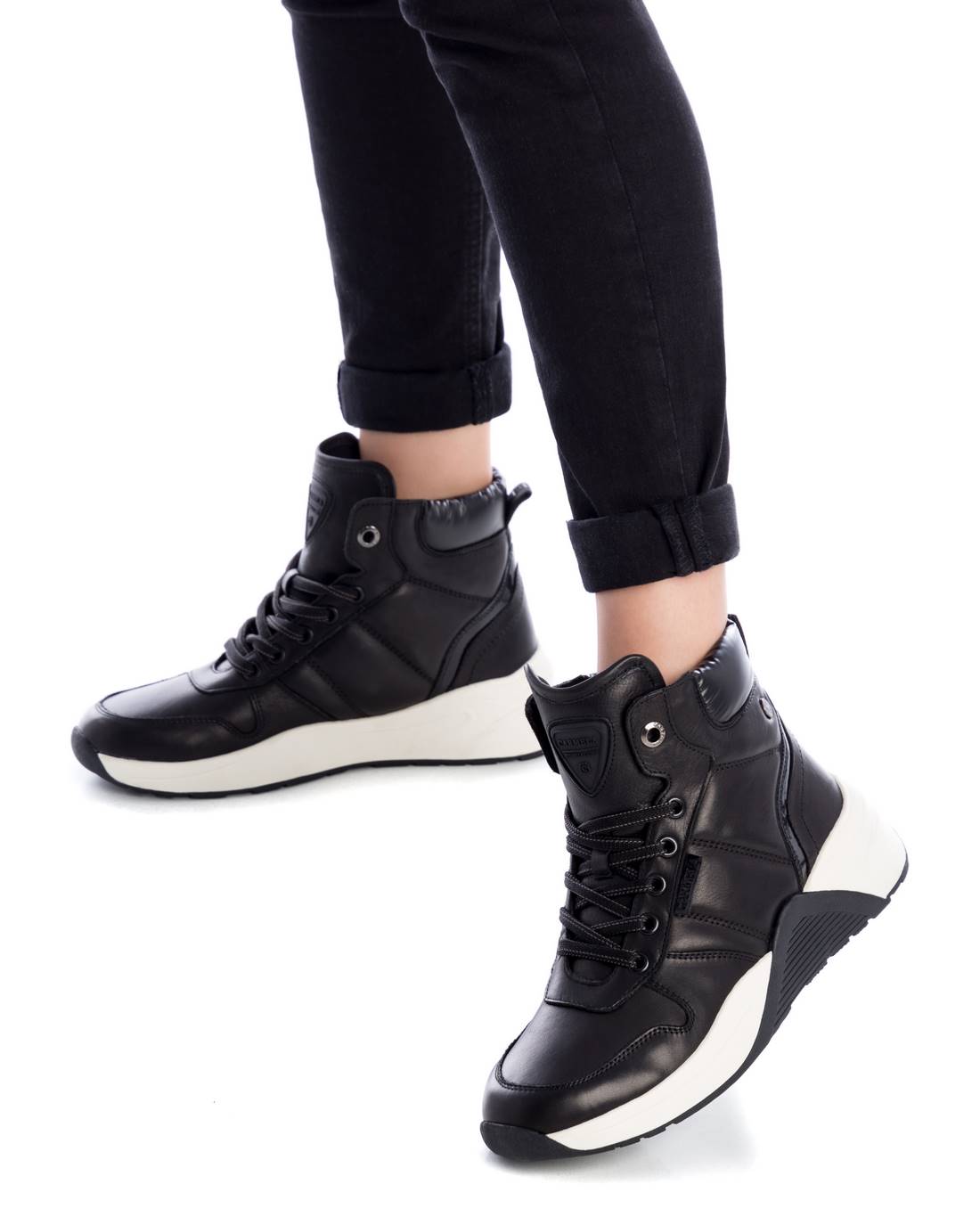 Carmela 16028402 baskets montantes femme noir cuir