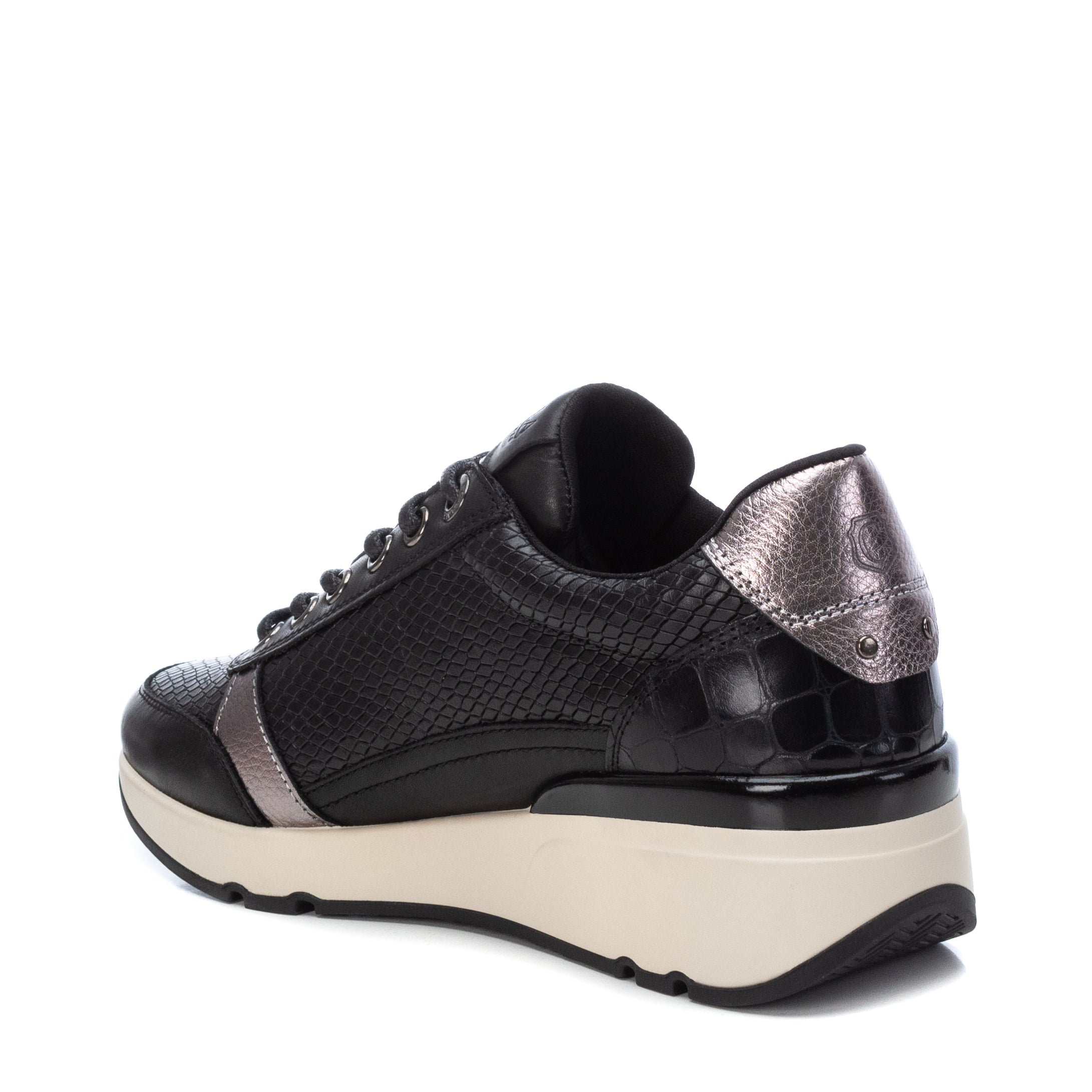 Carmela 16018201 sneakers femme cuir noir semelle 5 cm