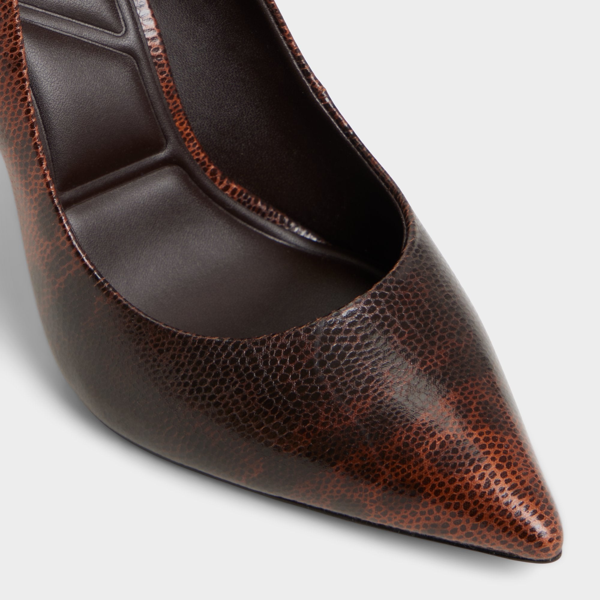ALDO Stessy 2.0 escarpin marron talon classique