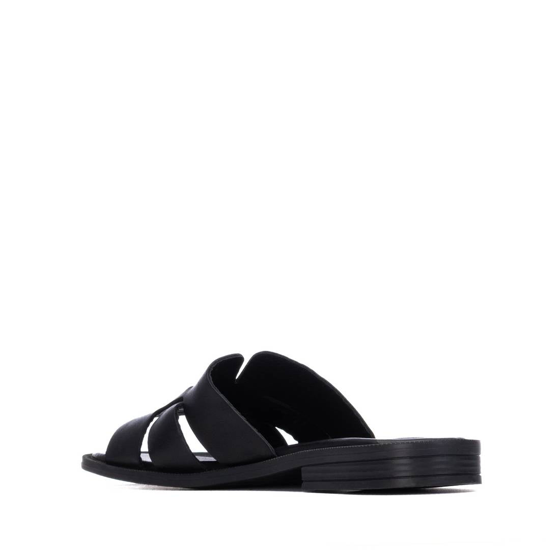 Carmela 16305904 sandales plates cuir noir