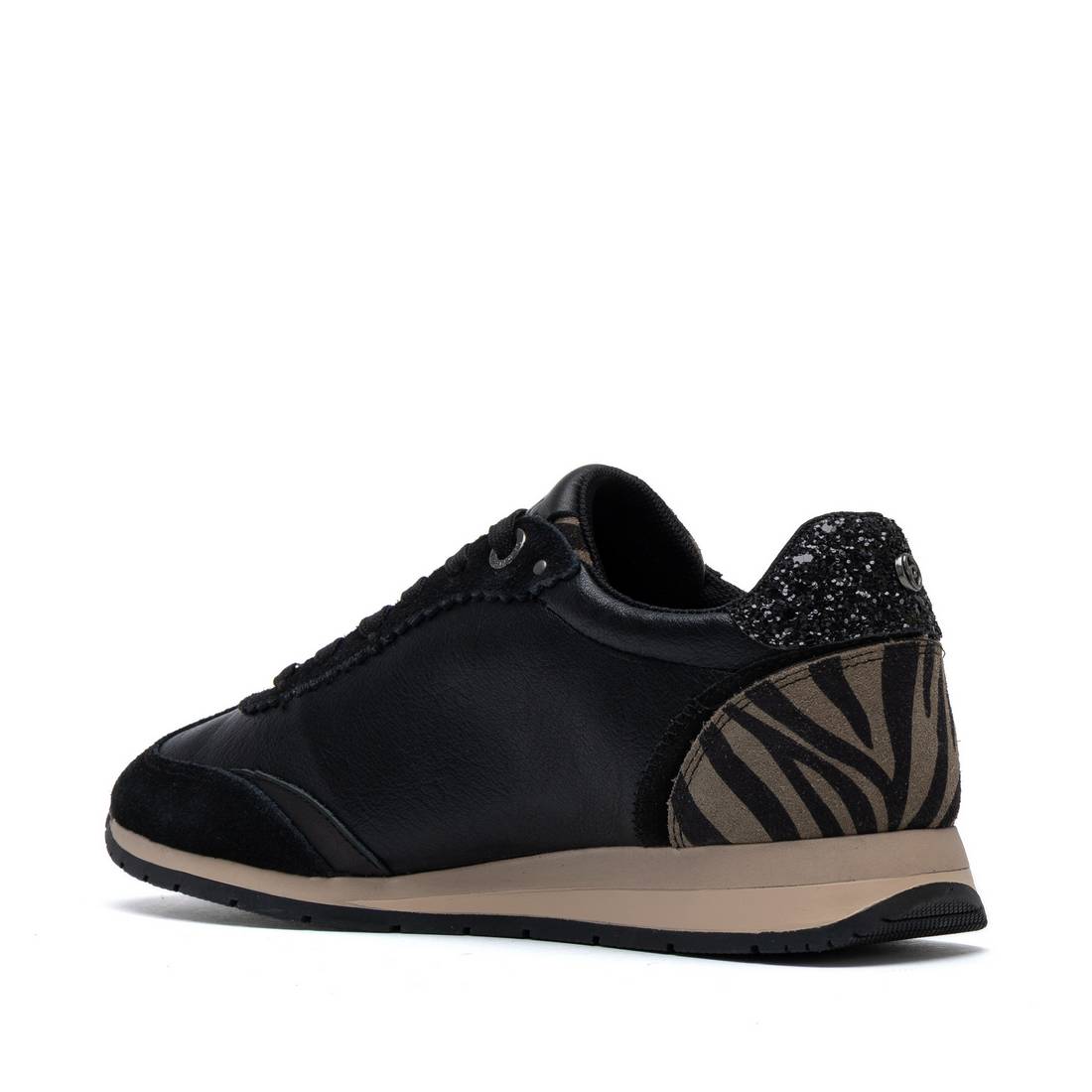 Carmela 164234 16423403 baskets noires semelle jogging