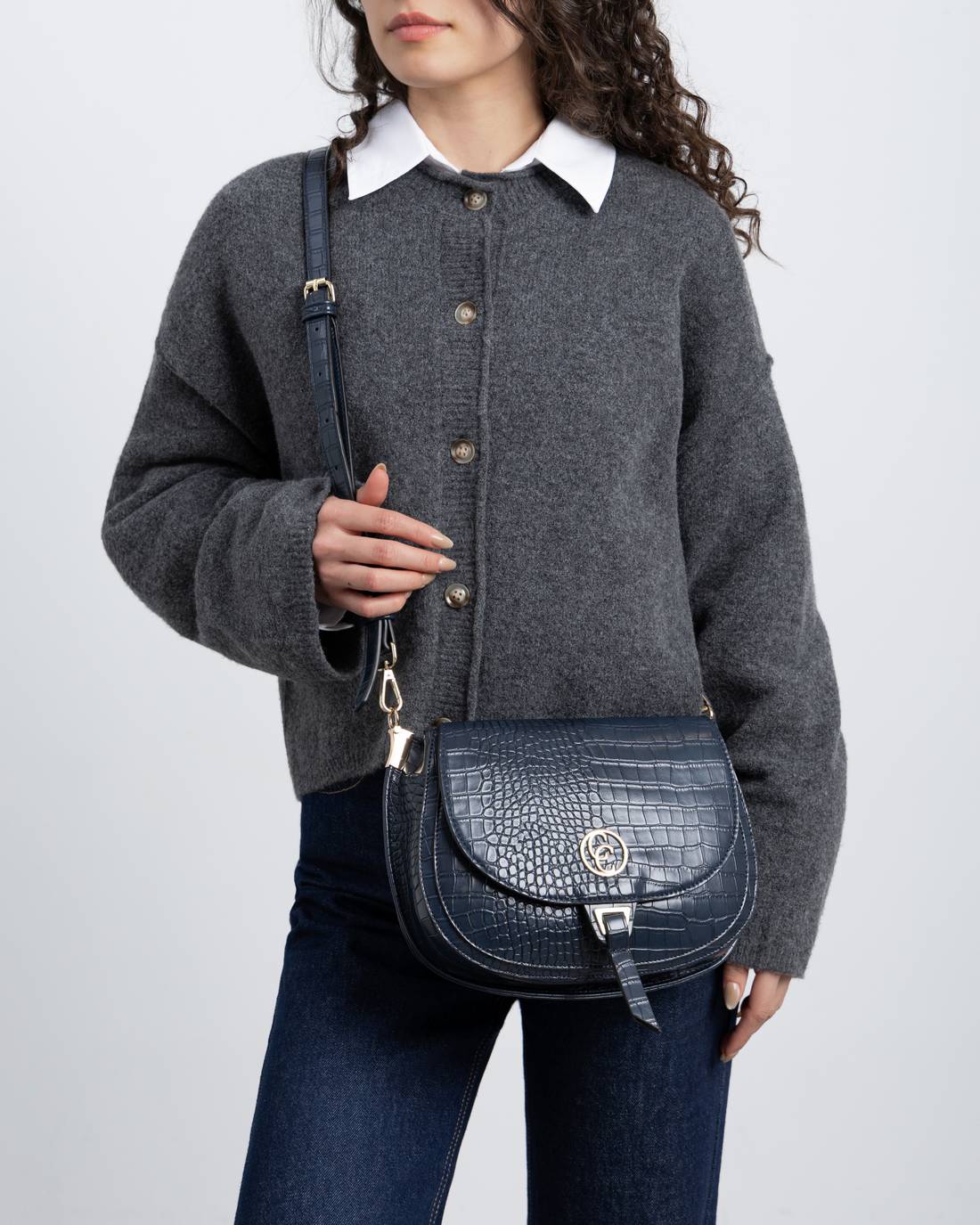 Carmela 18617205 sac bandoulière bleu marine effet coco