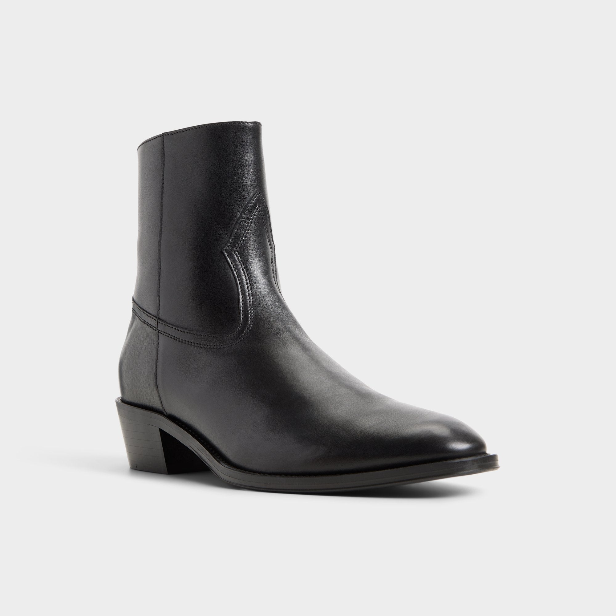 ALDO Calder bottes noires festival