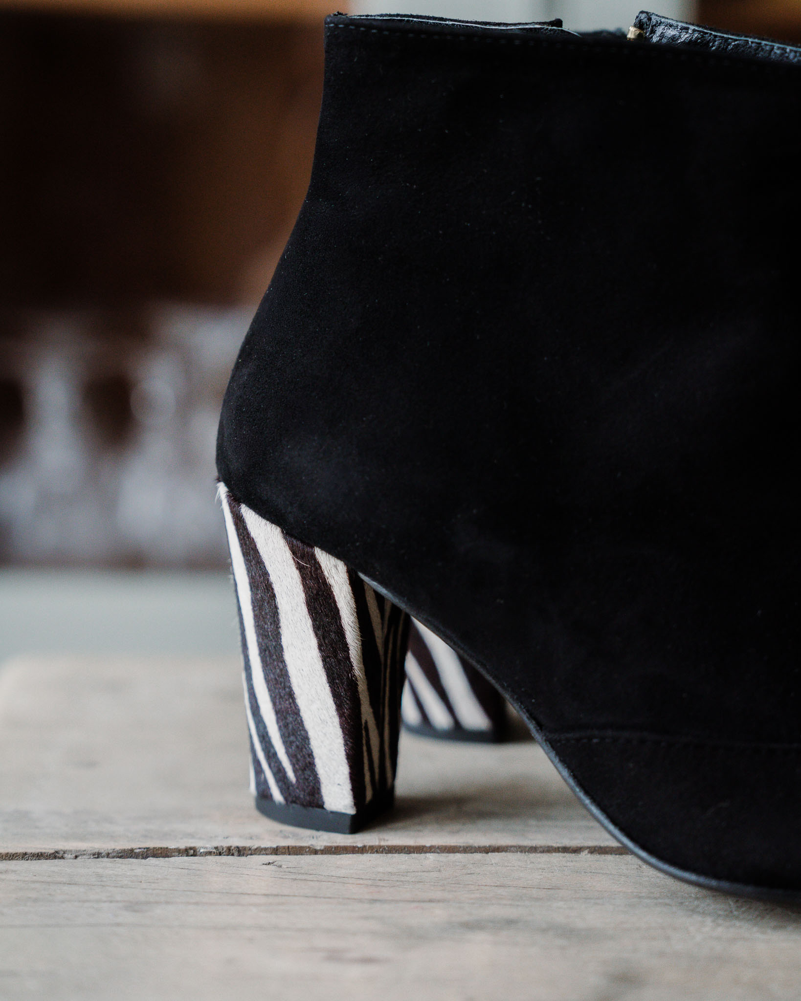Dessine Moi Un Soulier bottines velours noir poil zèbre talon
