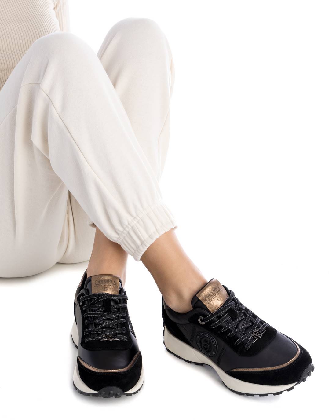 Carmela 16199702 sneakers cuir noir femme lacets