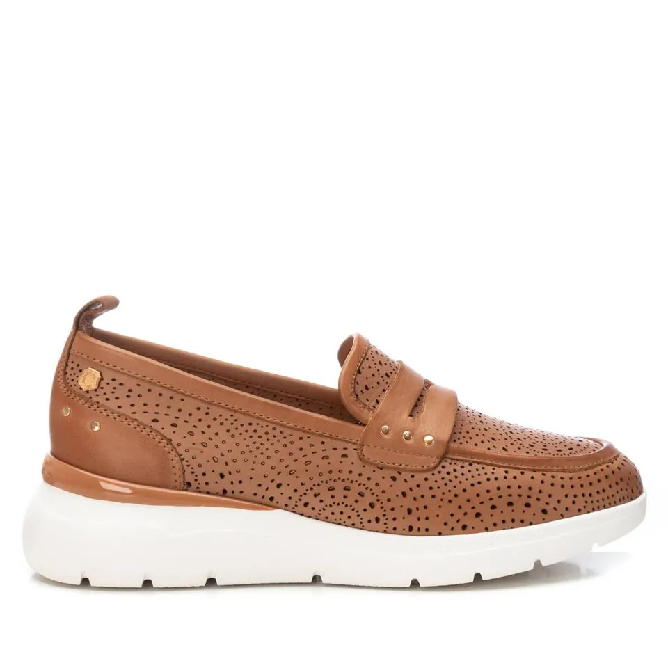 Carmela 16227501 mocassin camel cuir perfore