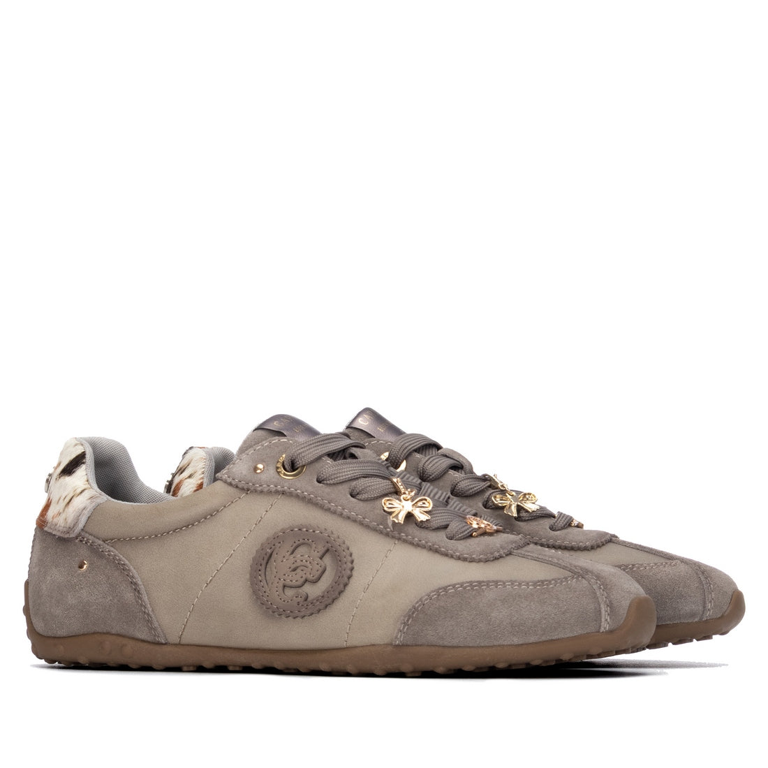 Carmela 16438403 baskets femme taupe plates