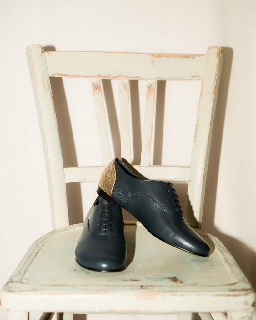 Dessine Moi Un Soulier richelieu plat marine champagne