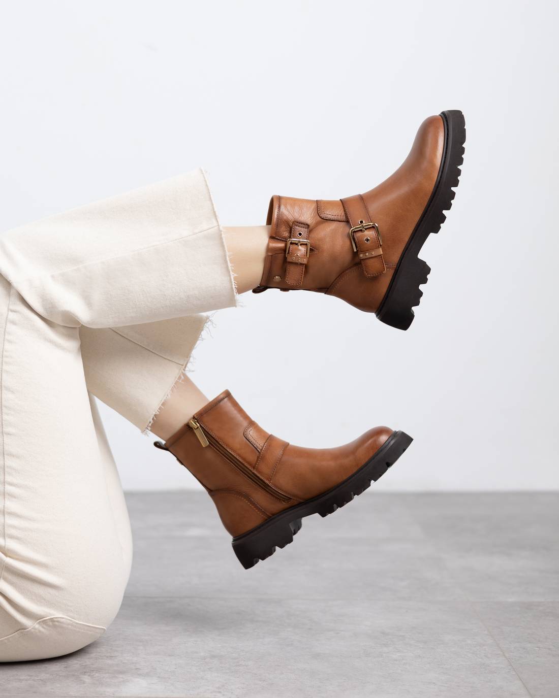 Carmela 16259102 bottine cuir camel a talon