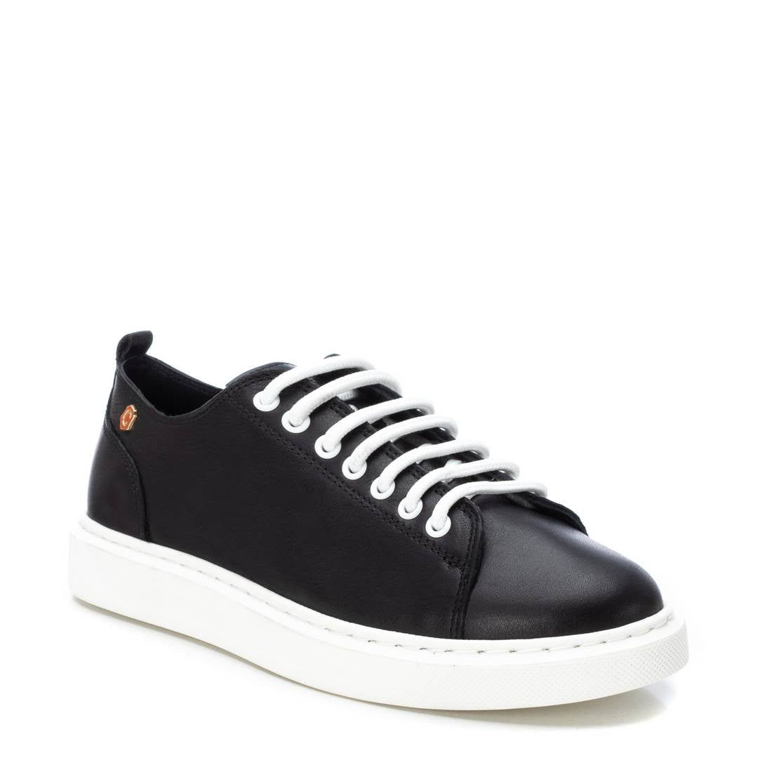 Carmela 16043609 baskets cuir noir lacets