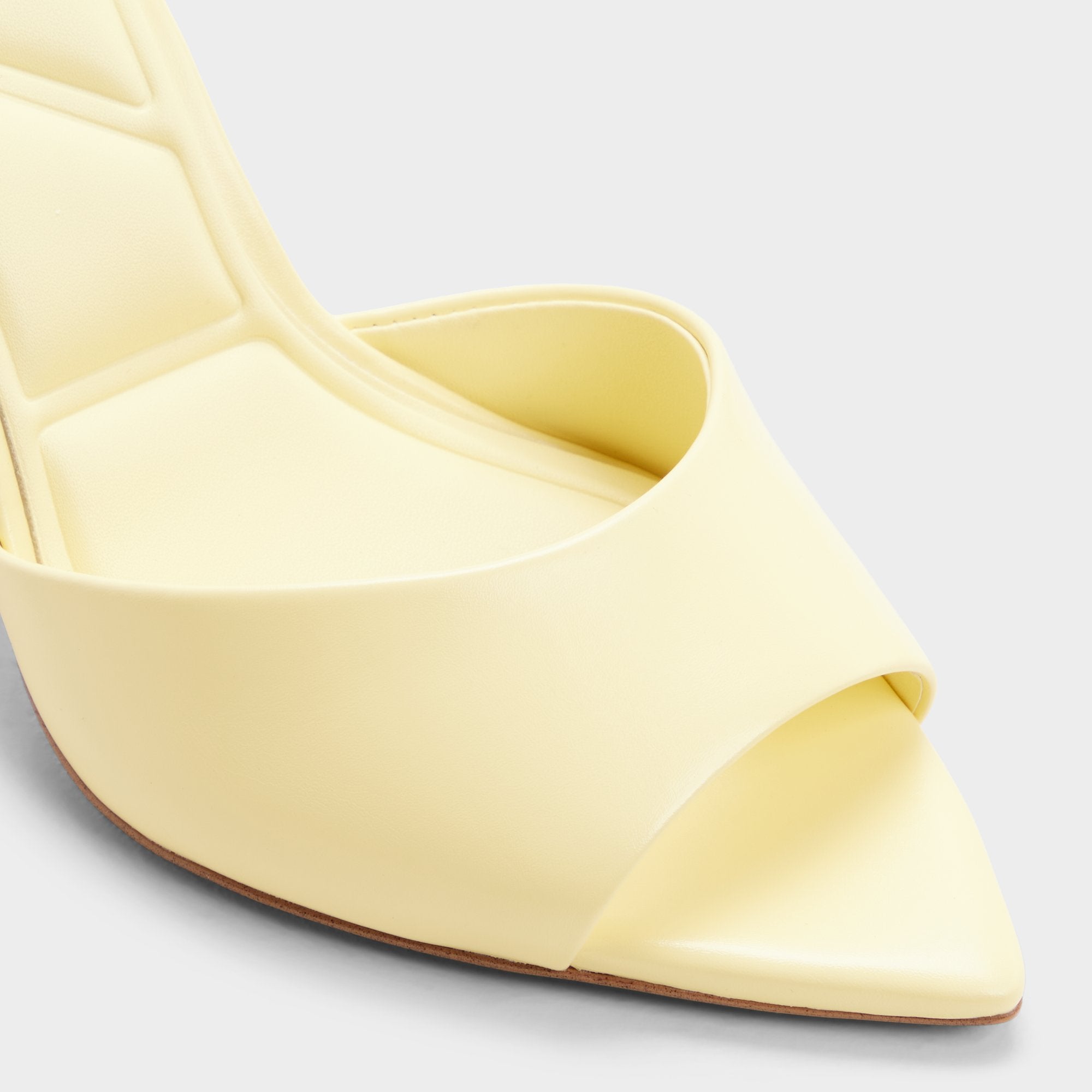 ALDO Anniebrilden mules talon jaune beurre
