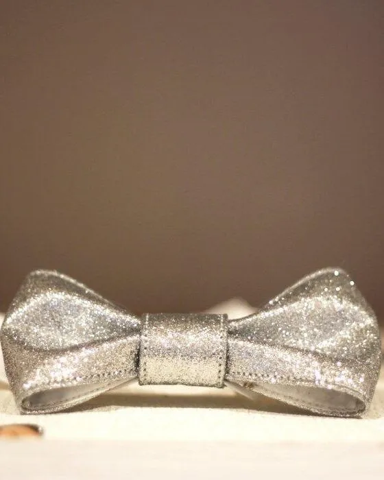 Dessine Moi Un Soulier nœud papillon paillettes