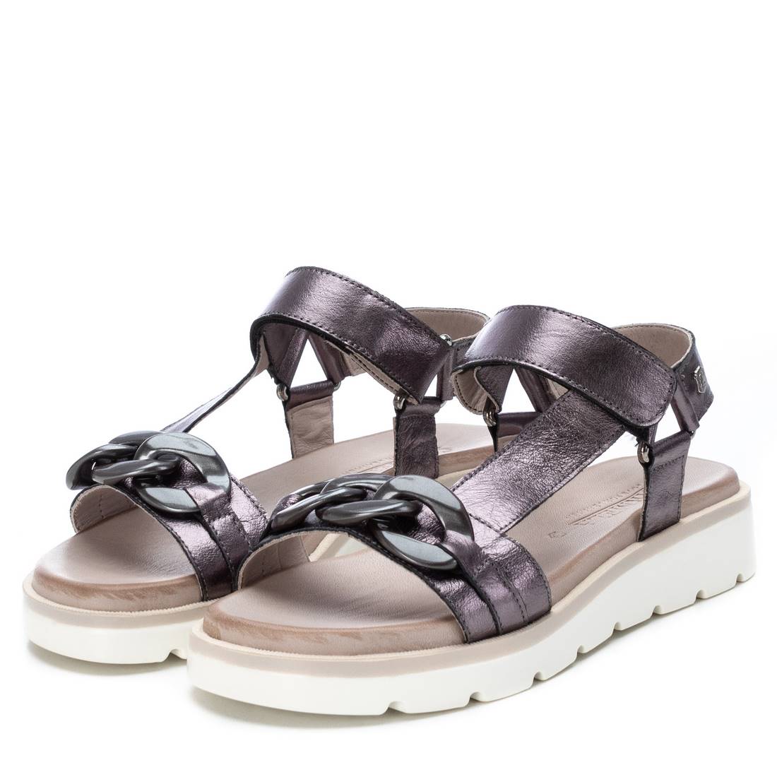 Carmela 16073906 sandale femme cuir gris scratch talon plat