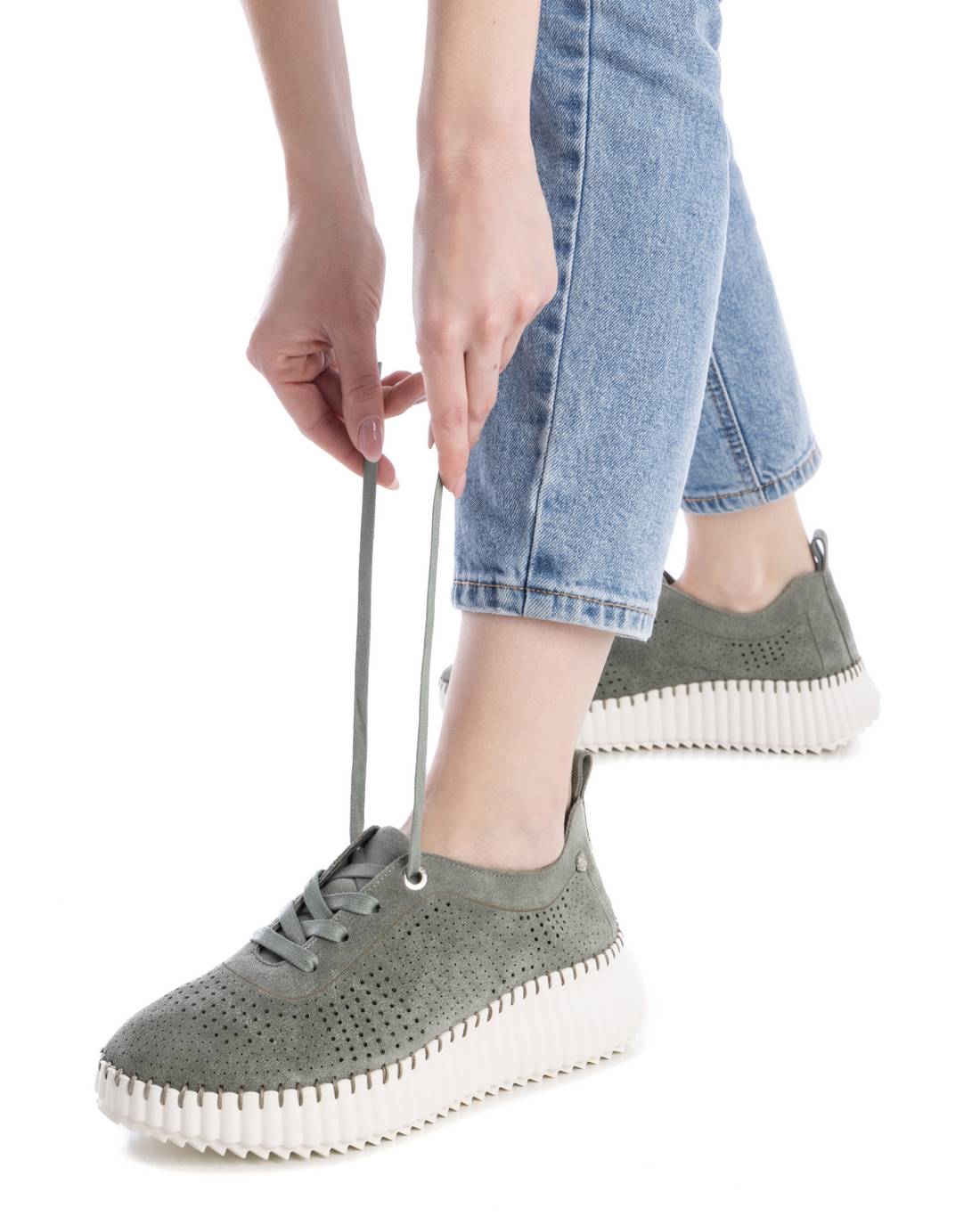 Carmela 16232504 mocassin cuir kaki ajouré 35-41