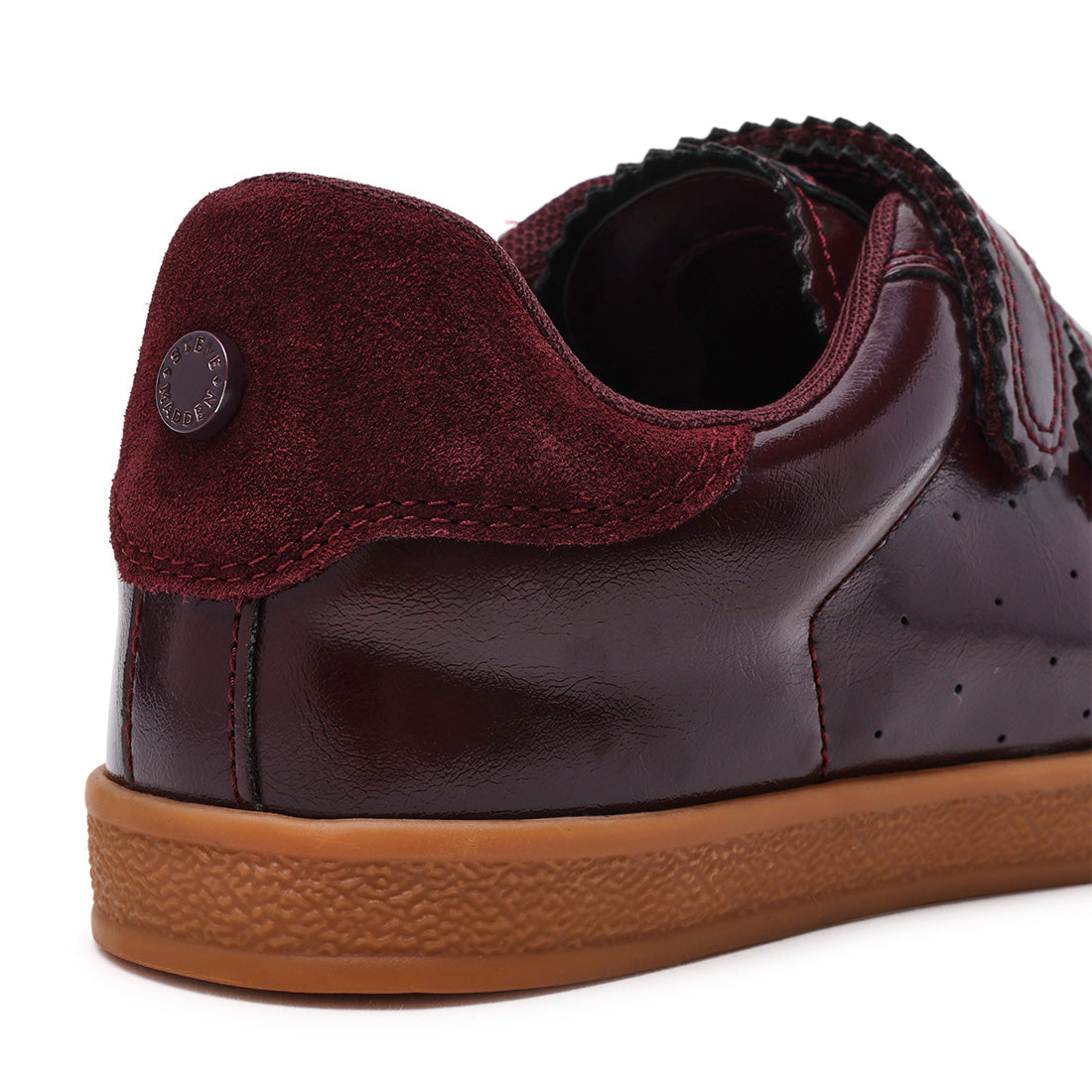 Steve Madden Daybreak baskets femme bordeaux verni