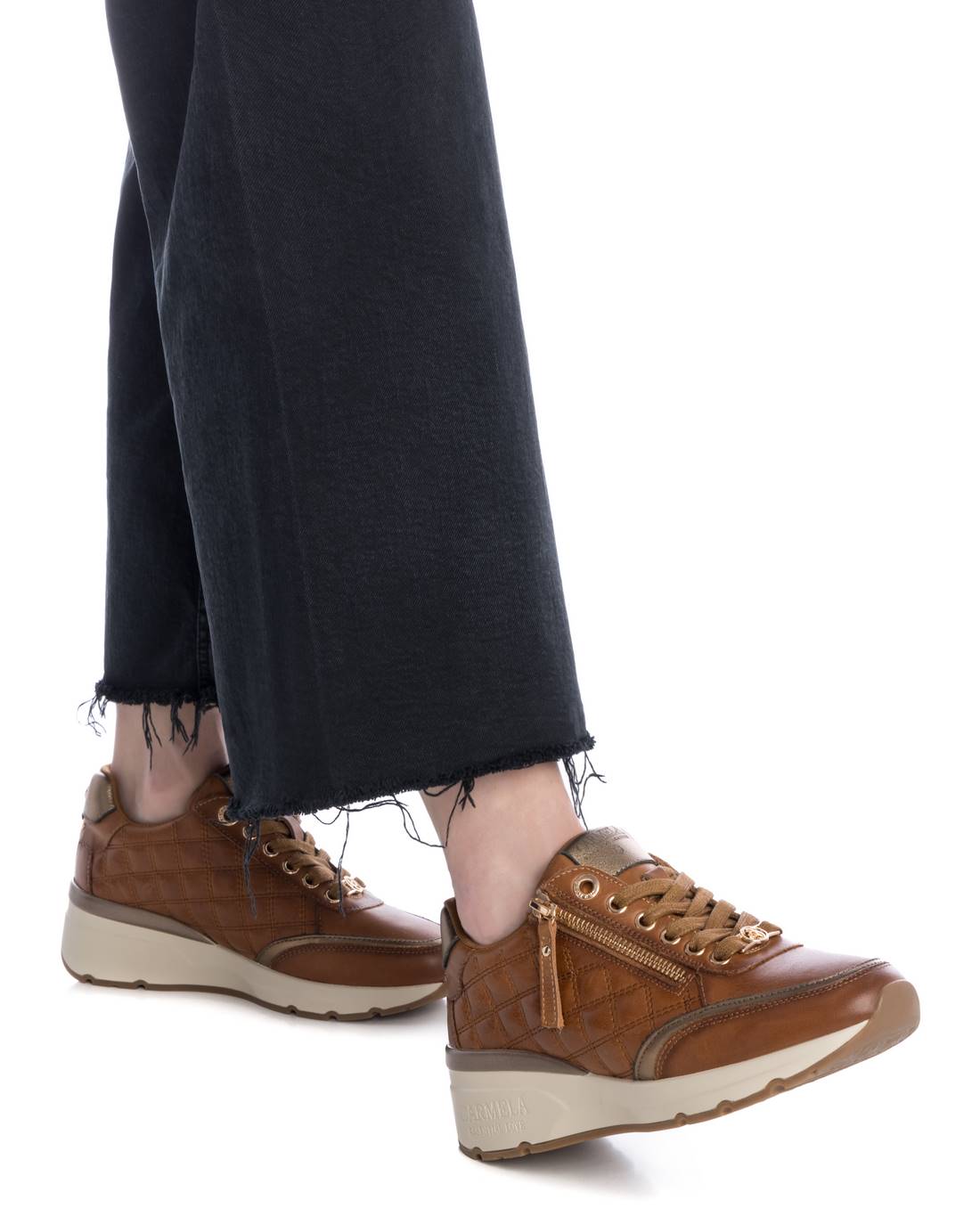 Carmela 16195402 baskets cuir marron talon 4 cm