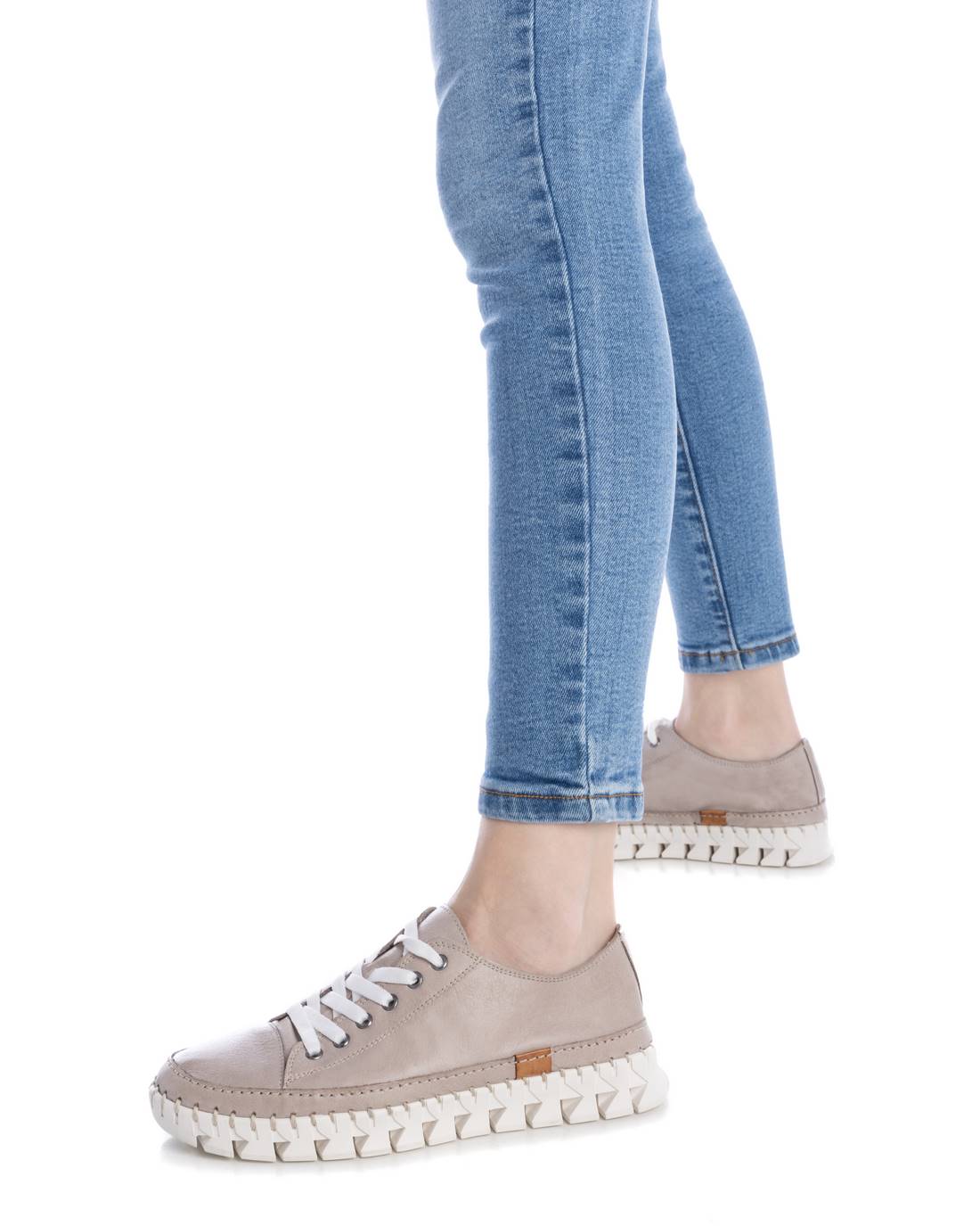 Carmela 16206706 baskets cuir taupe lacets