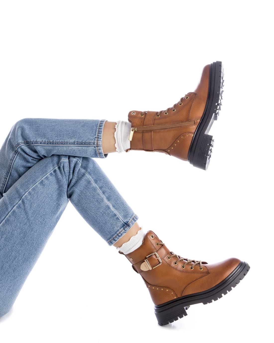 Carmela 16194202 boots militaires marron cuir plat