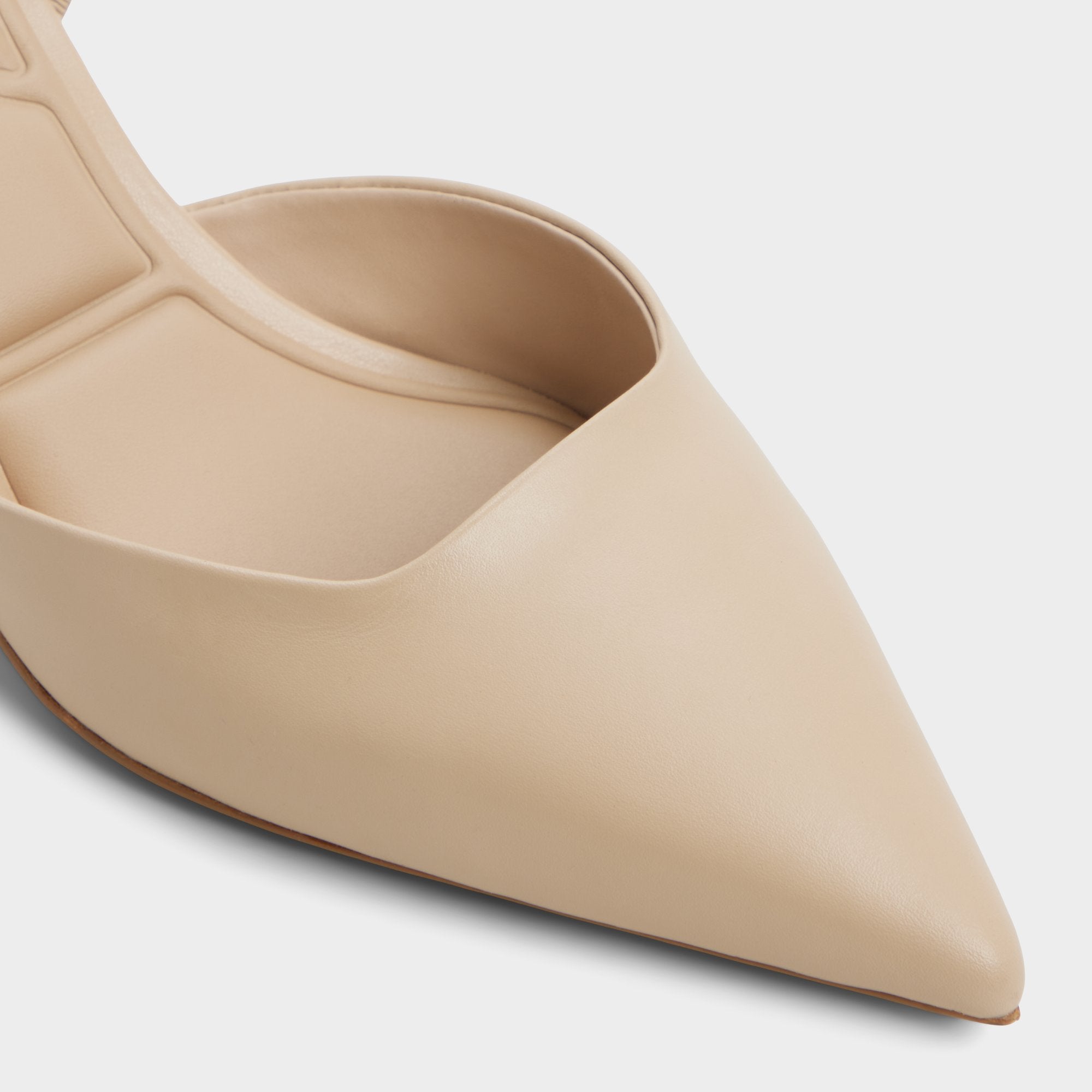 Aldo Gavedessi-xt sandales beige talon bas