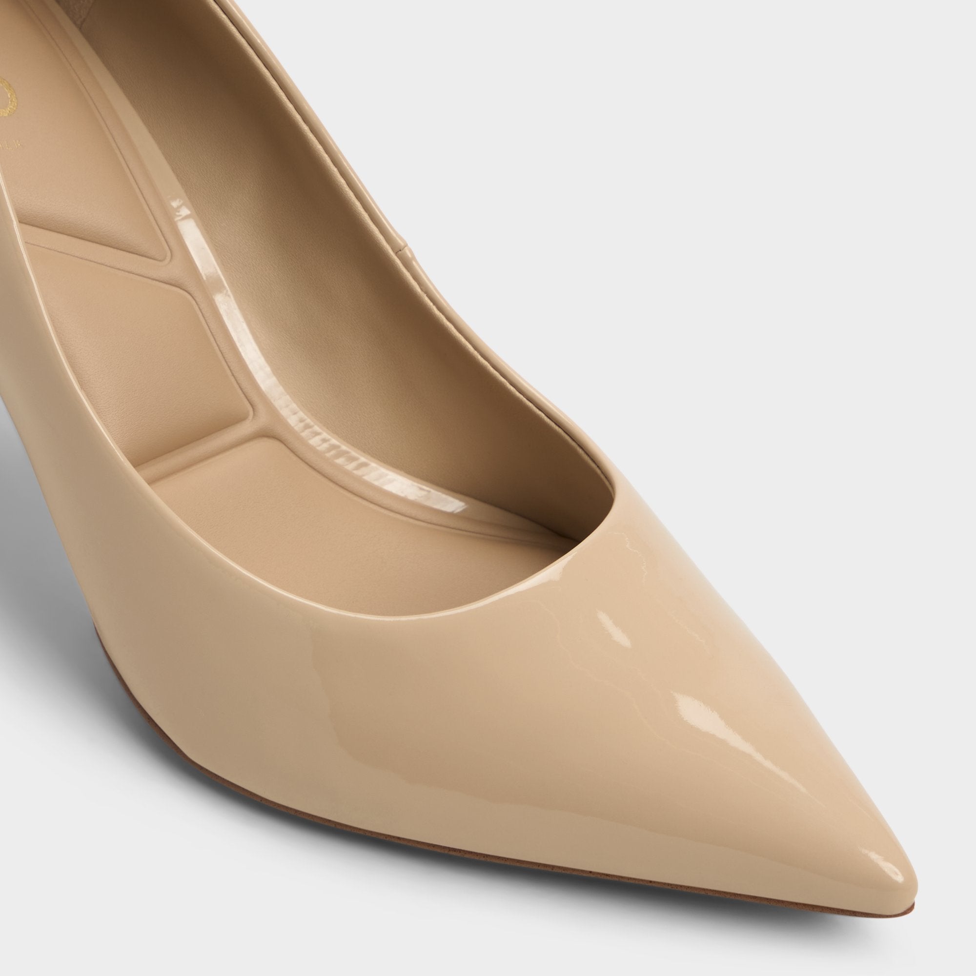 ALDO Kaitie escarpins vernis beiges bout pointu