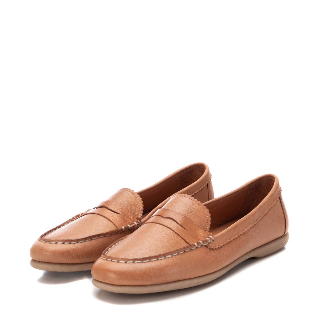 Carmela 16061104 mocassin plat marron cuir