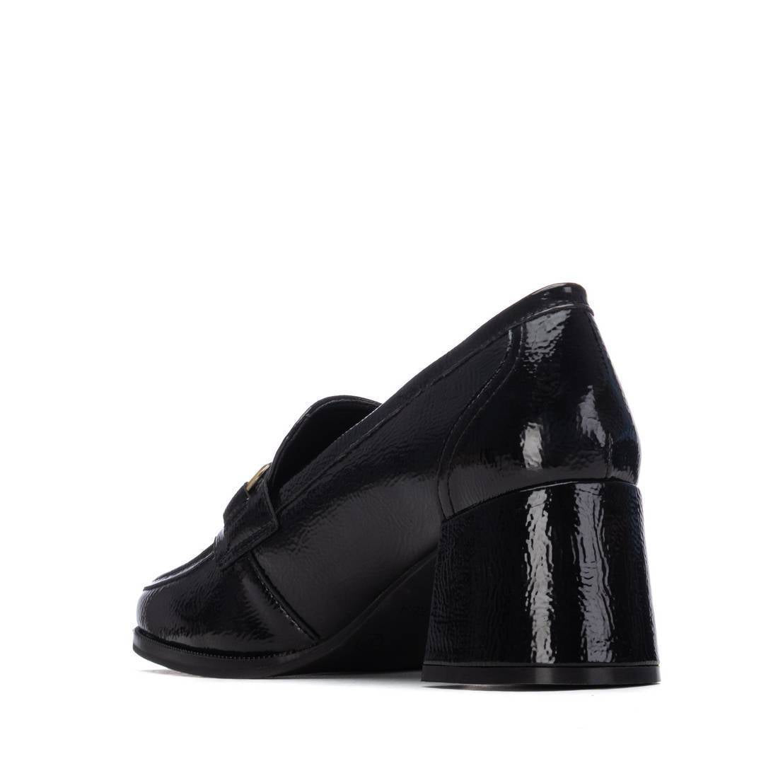 Carmela 16253602 mocassin talon noir verni femme