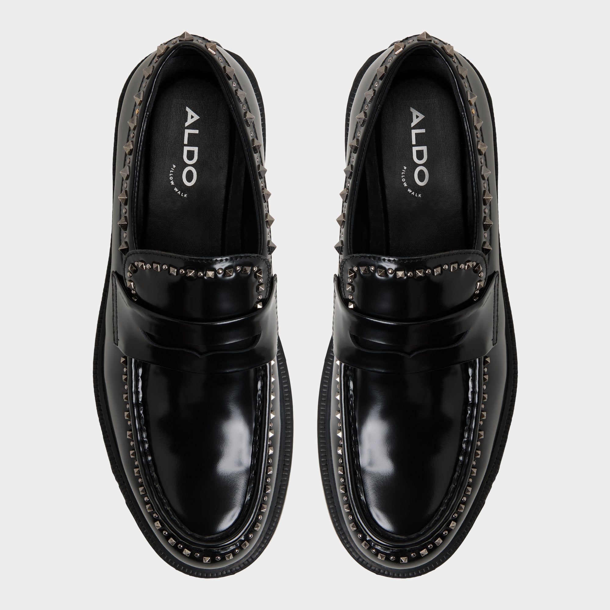 ALDO Zollo mocassins vernis cloutés semelle crantée