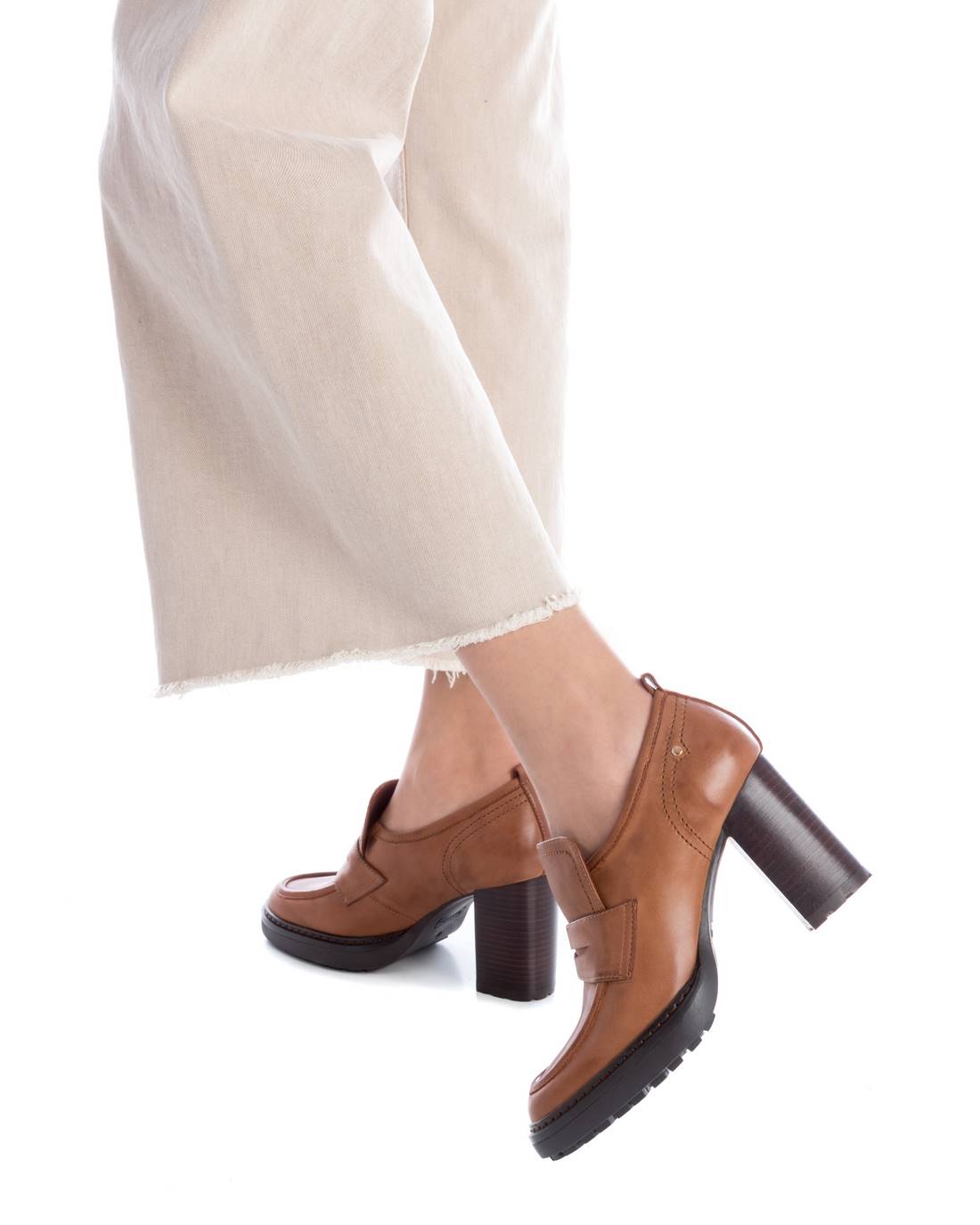 Carmela 16098302 mocassin marron cuir talon 7 cm