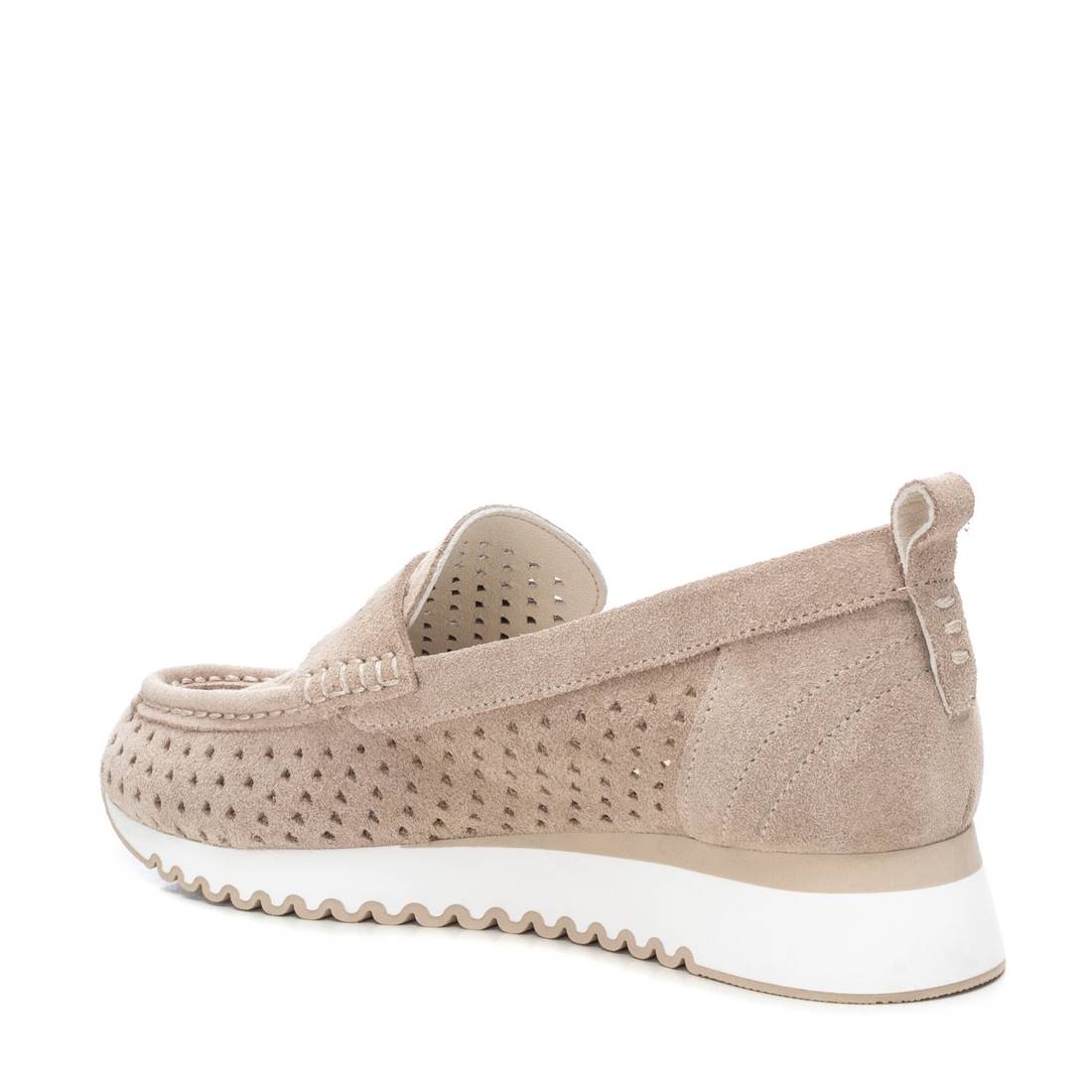 Carmela 16134602 mocassins femme blanc daim perforé