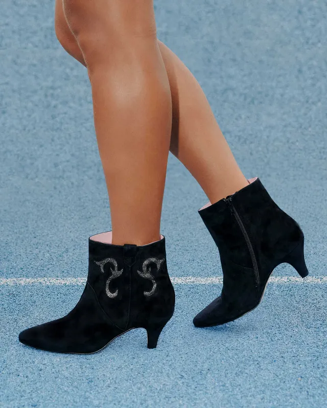 Coralie Masson Darla bottines cuir noir broderies dorées