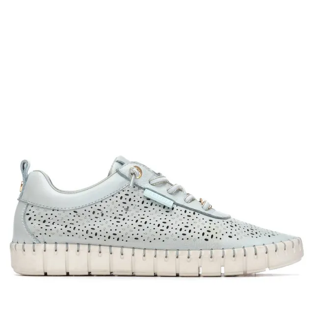 Carmela 16309905 basket cuir bleu ciel ajourée
