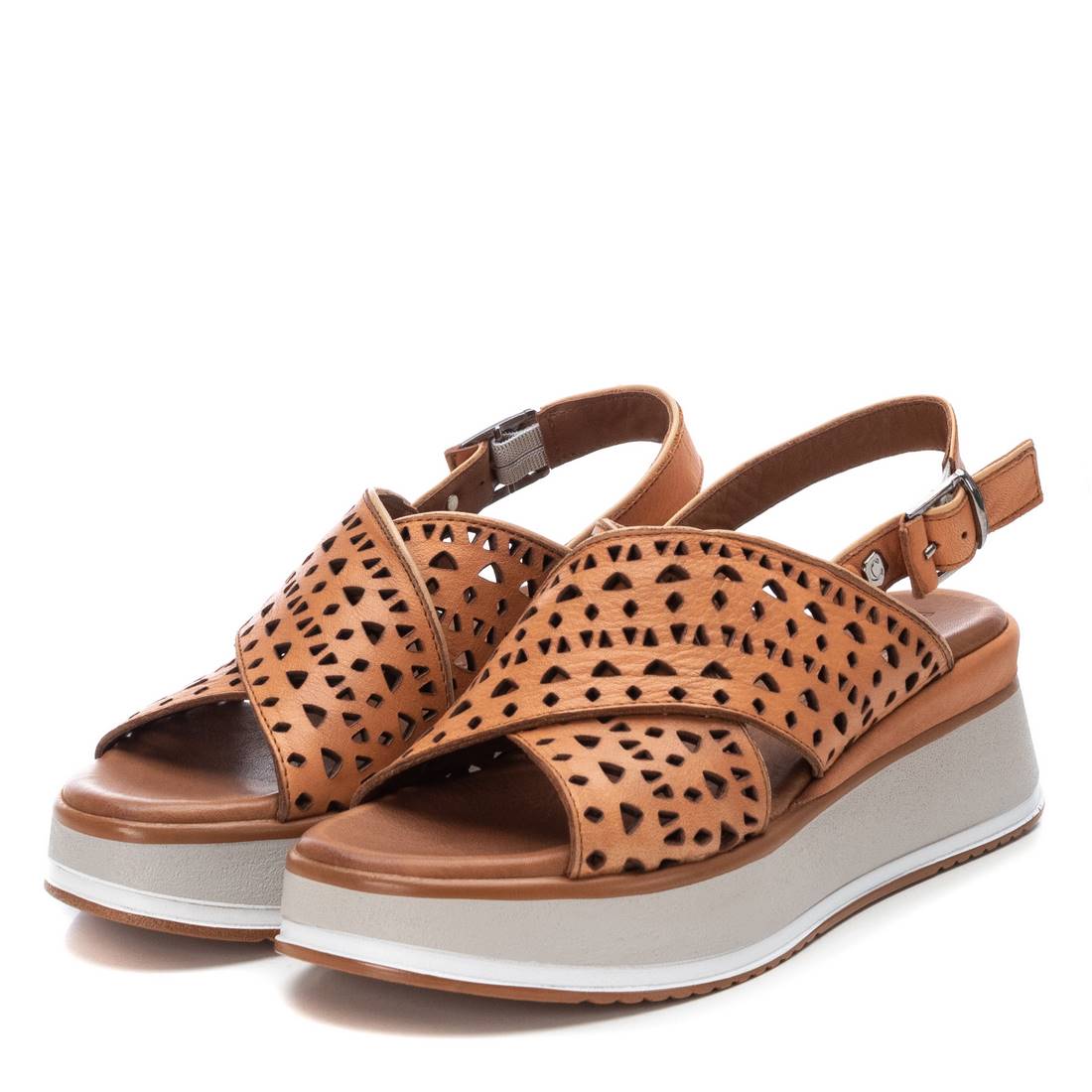 Carmela 16064302 sandales compensées marron cuir
