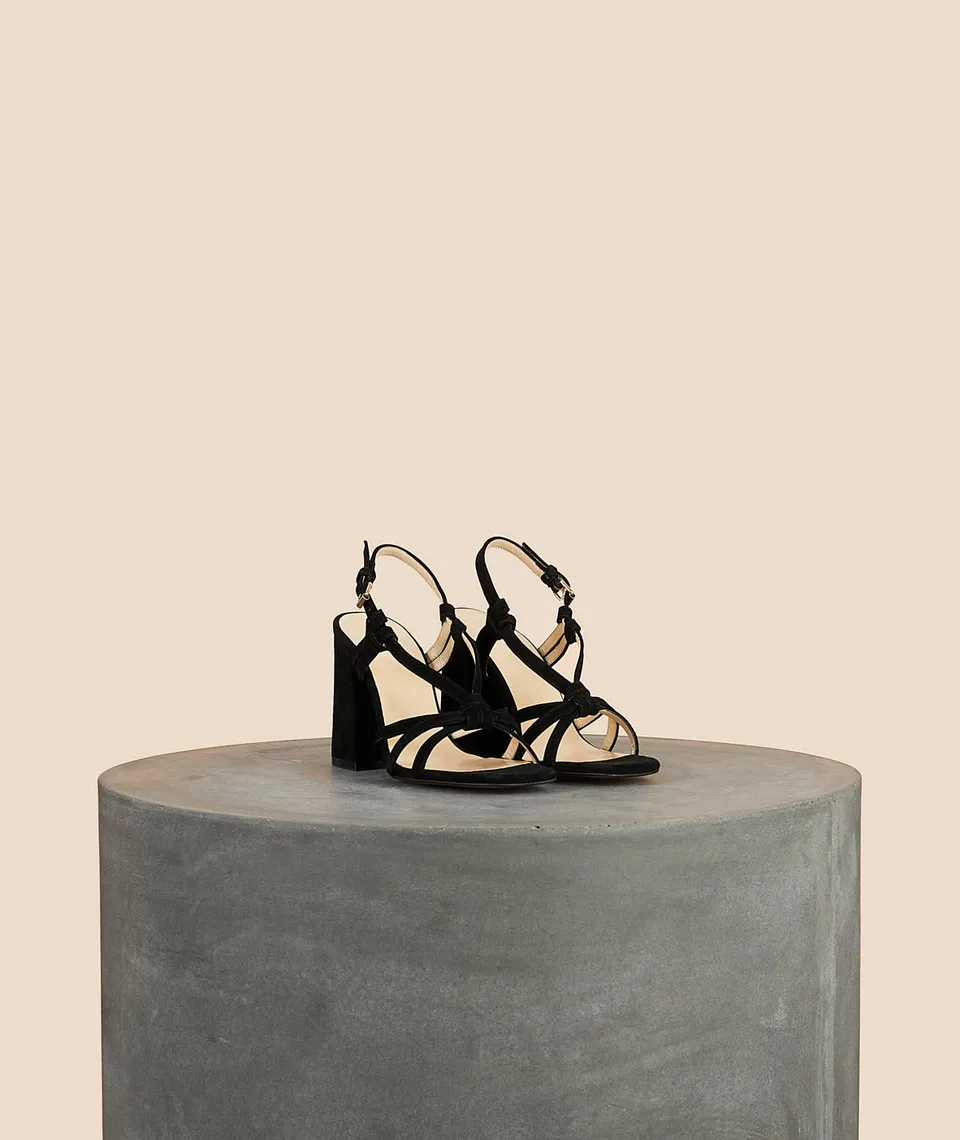Tila March Noeud sandale daim noir talon 8 cm