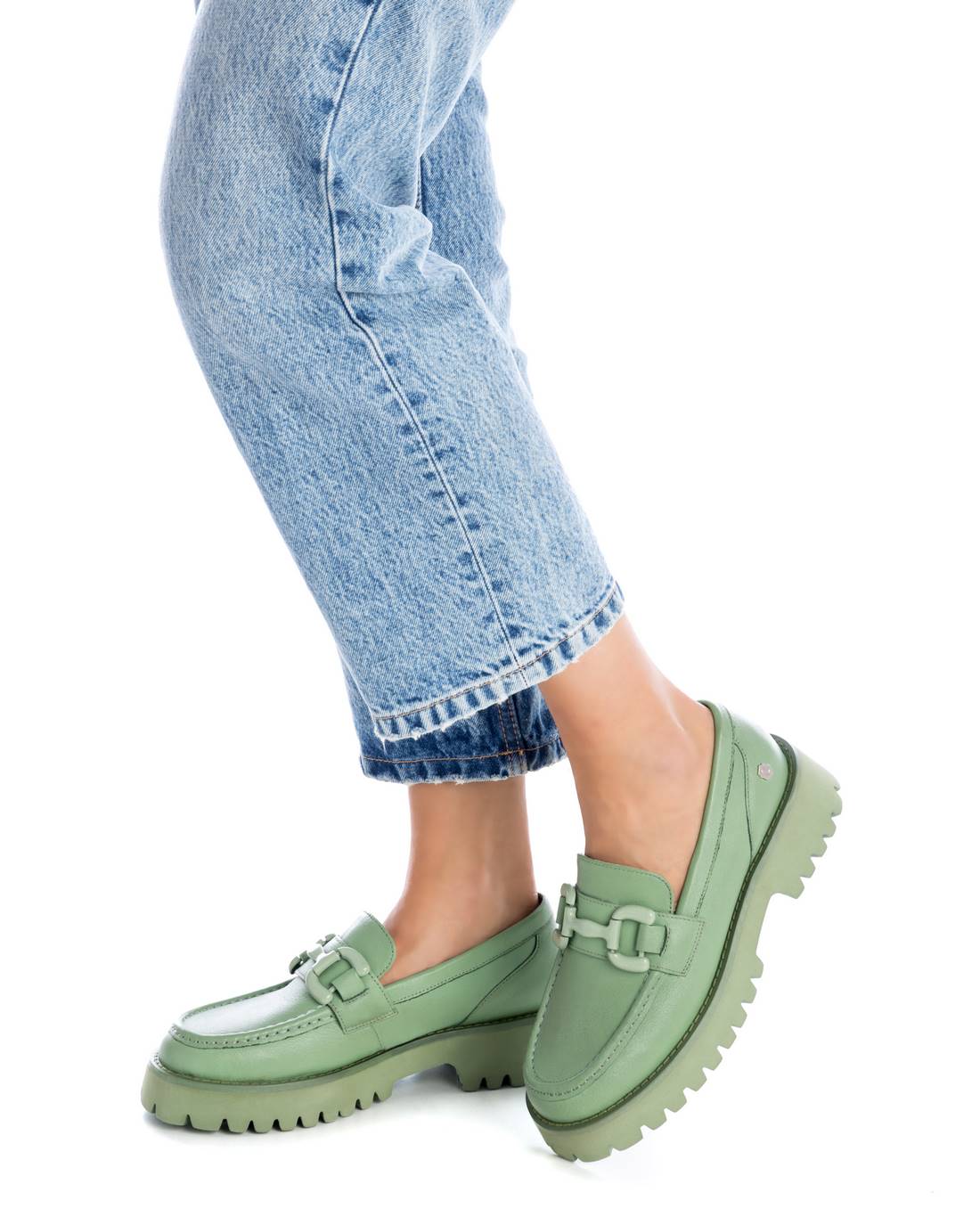 Carmela 16068903 mocassin cuir vert plat
