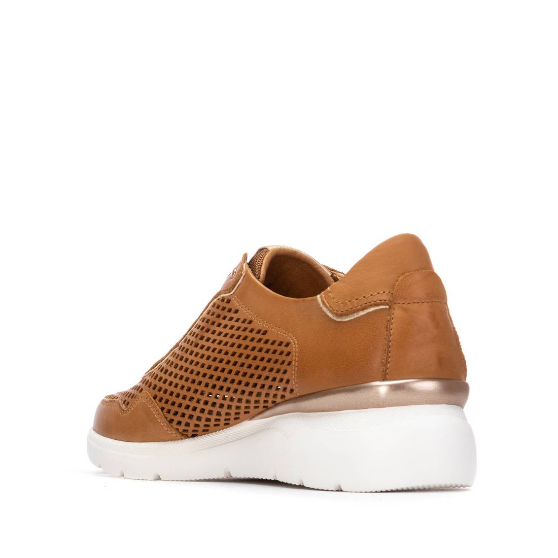 Carmela 16321101 baskets femme camel cuir