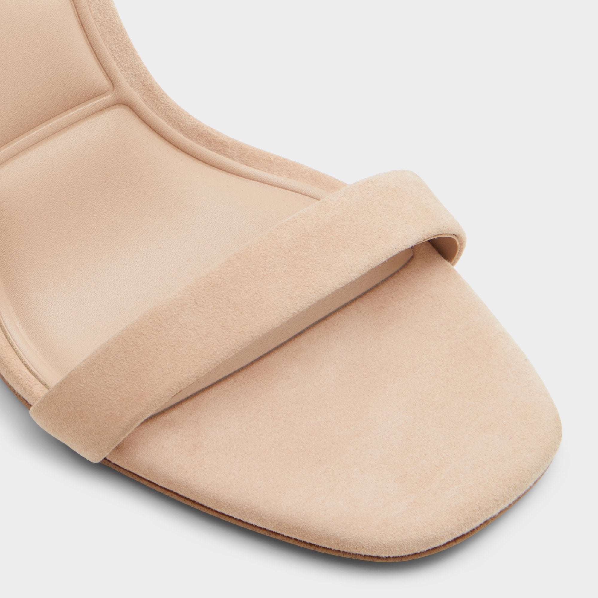 ALDO Hazelia escarpins talon bloc beige