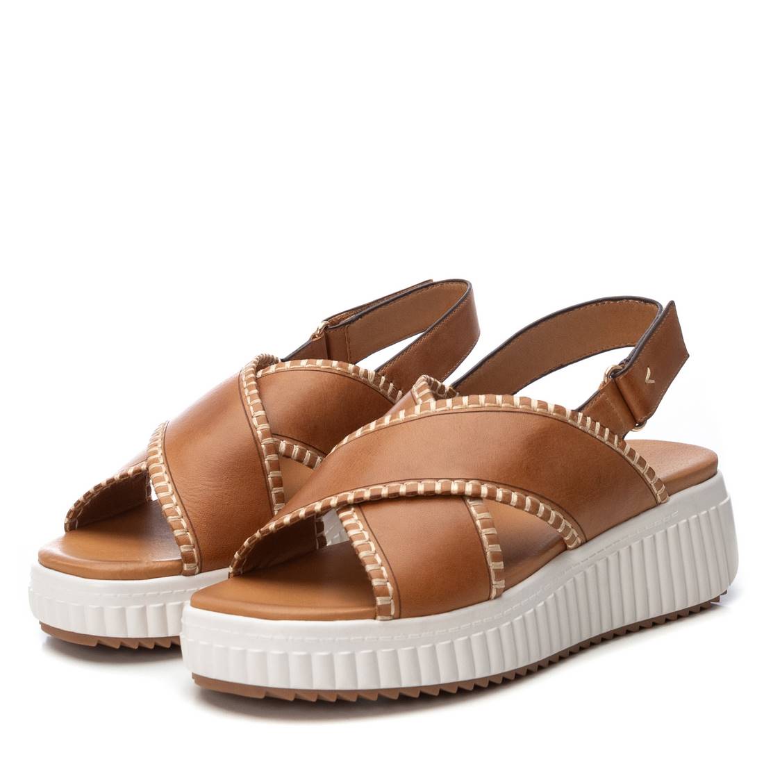 Carmela 16224401 sandales cuir camel plates