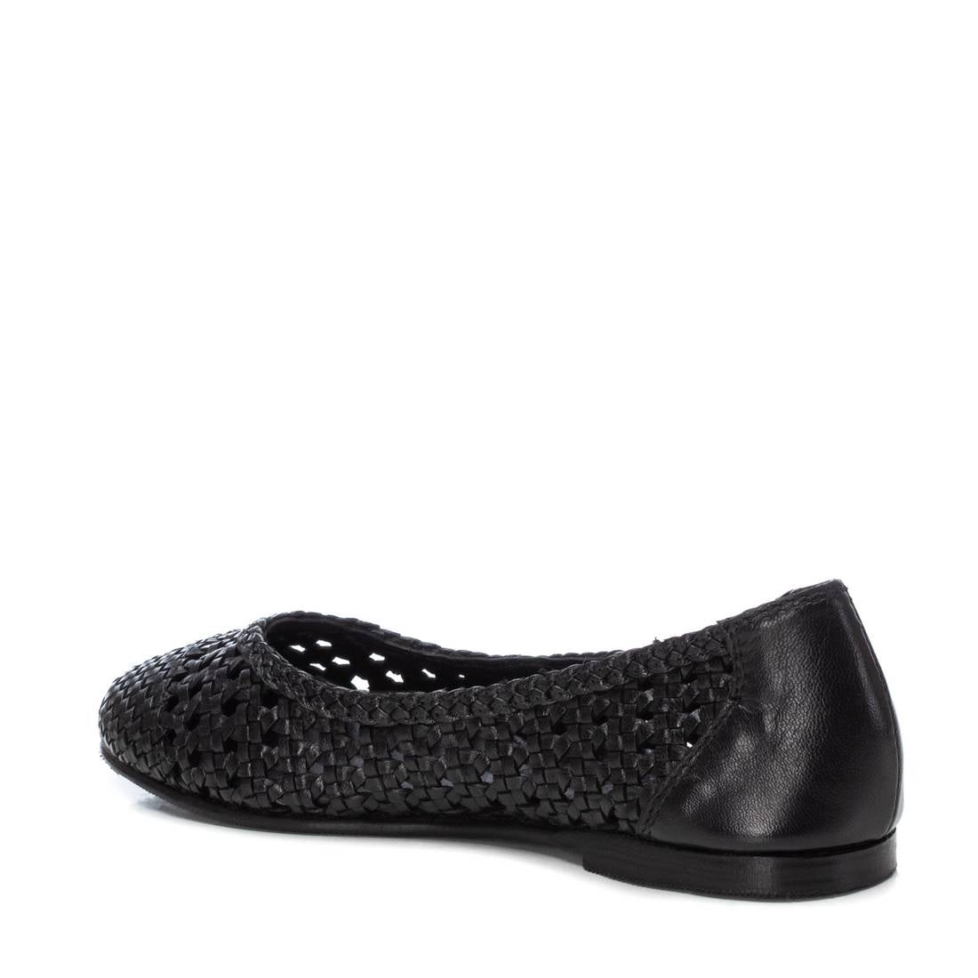 Carmela 16164002 ballerines cuir noir ajouré plat