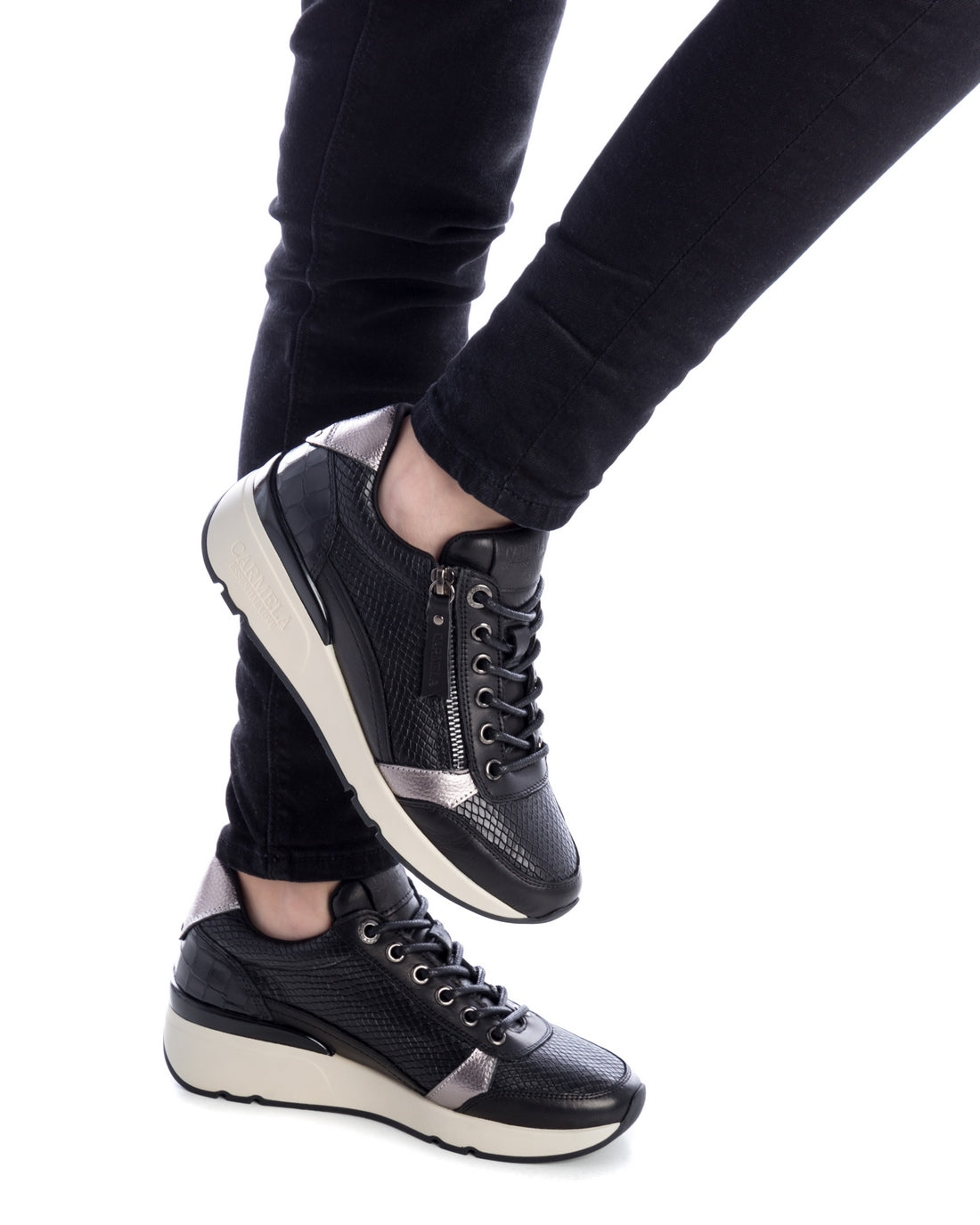 Carmela 16018201 sneakers femme cuir noir semelle 5 cm