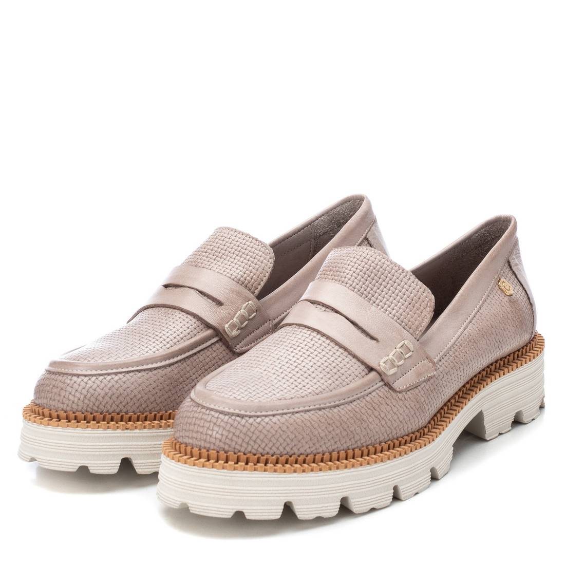 Carmela 160783 16078302 mocassin femme blanc cuir