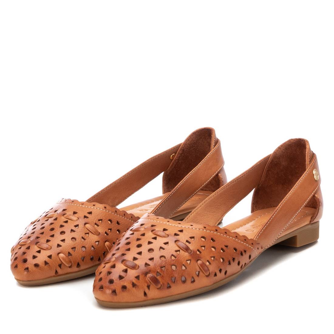 Carmela 16158101 ballerines cuir marron perforé