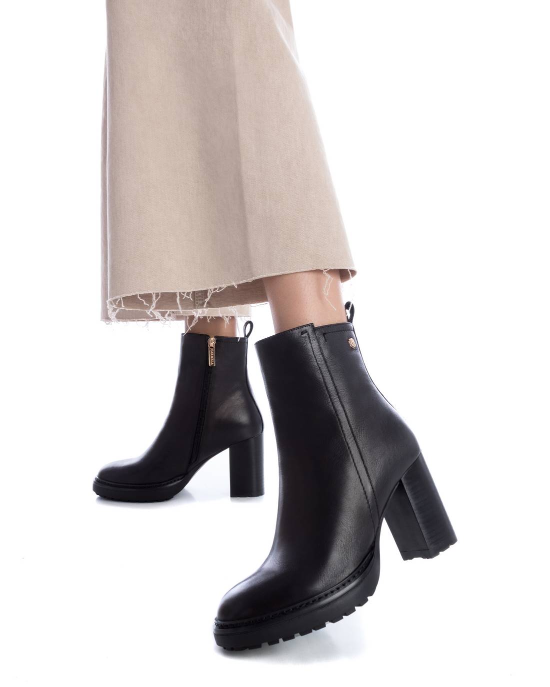 Carmela 16124101 bottines talon 8 cm cuir noir