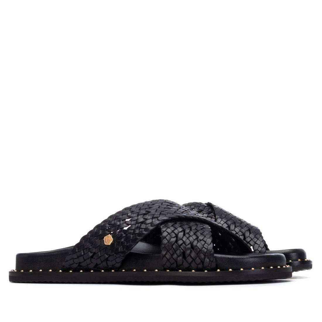 Carmela 16305301 sandale plate noir cuir tressé