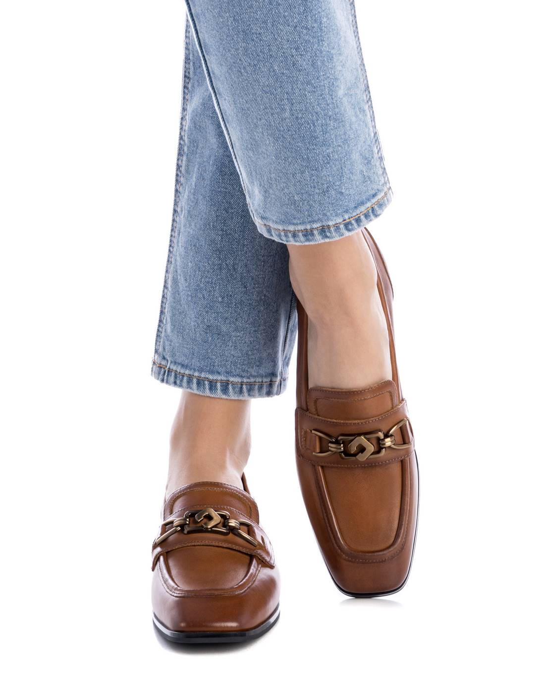 Carmela 16198603 mocassins cuir marron talon plat